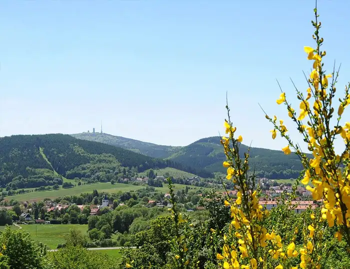 Gotha - Landschaftsbild mit Hügeln