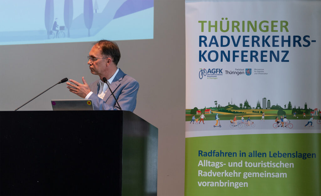 Staatssekretär Dr. Tobias J. Knoblich (TMDI)